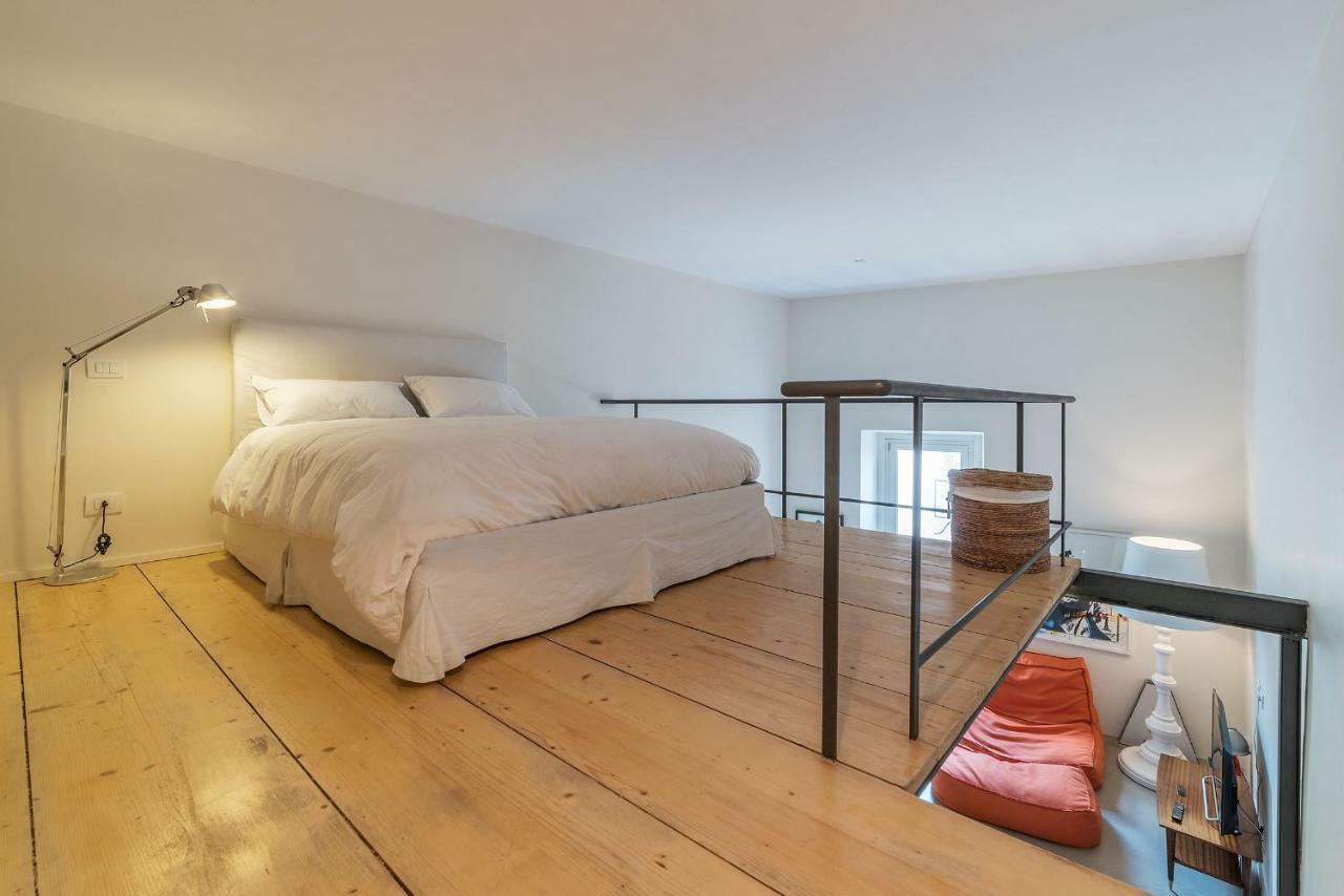 Apartment San Teodoro Modern Loft Rom